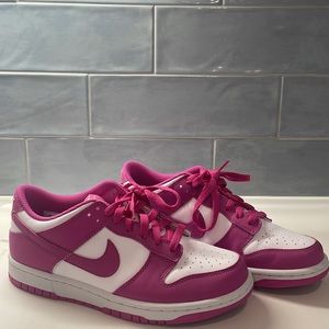 FUSHIA PINK DUNKS- WOMENS SIZE 8